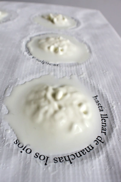 File:Paper2 gr.webp